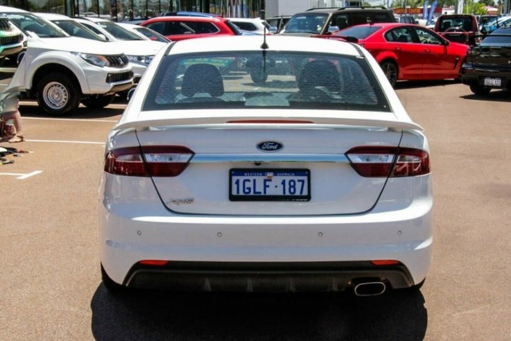 2016 Ford Falcon Xr6 Sedan (White)