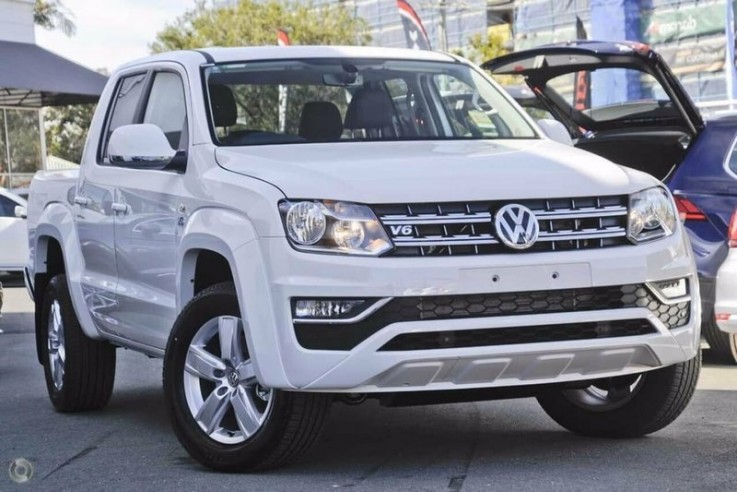 2018 Volkswagen Amarok (Candy White)