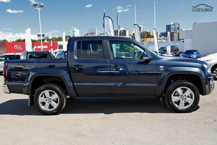 2018 Volkswagen Amarok (Starlight Blue)