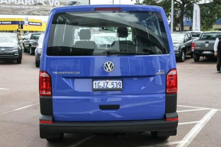 2018 Volkswagen Transporter (Summer Blue