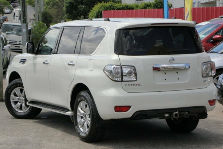 2013 Nissan Patrol ST-L