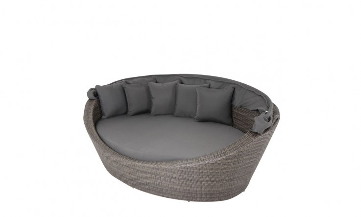 Naxxos Wicker Daybed