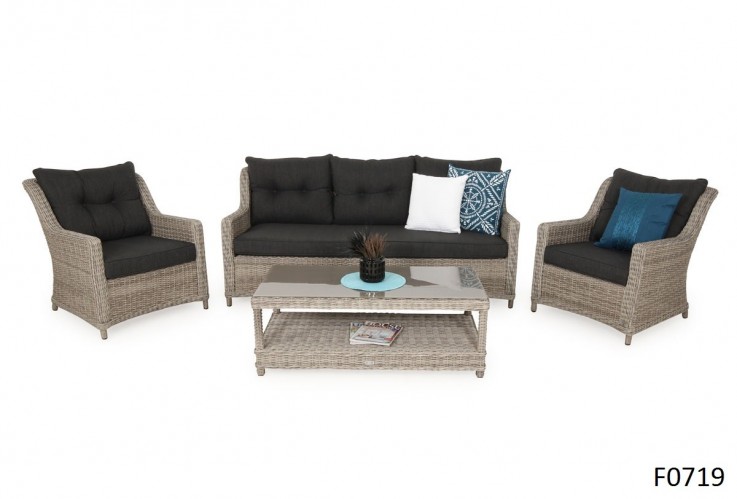 Crestwood 4pc Wicker Sofa set