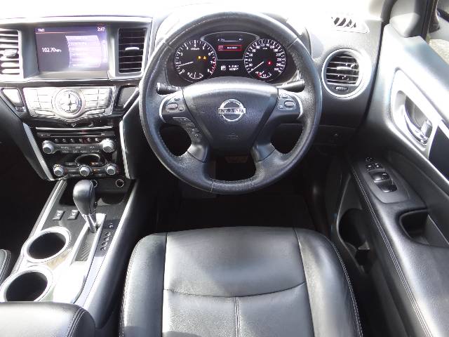 2013 Nissan Pathfinder ST-L (4X4)