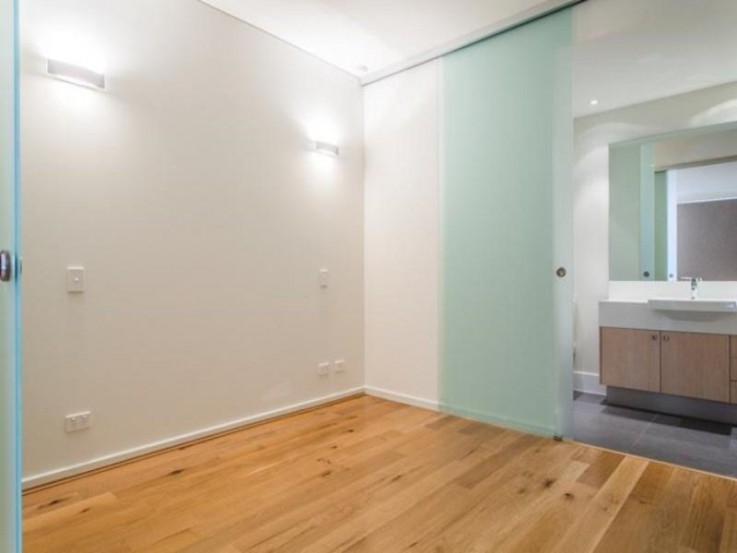 31/1178 Hay Street, West Perth $350/Week