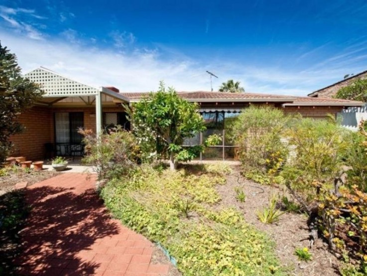 17 MacFarlane Rise, Duncraig $410/Week