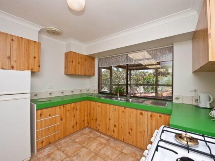 17 MacFarlane Rise, Duncraig $410/Week