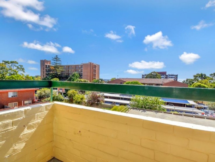 204/69 Leonard Street, Victoria Park    