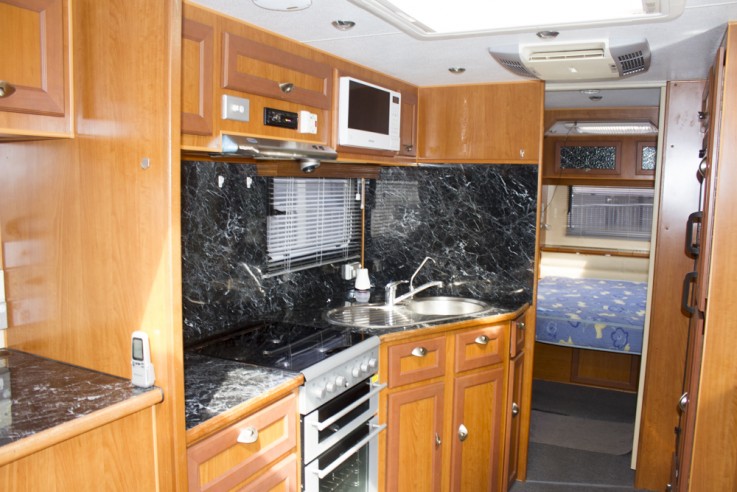 2011 Crusader Manhattan Offroad Caravan