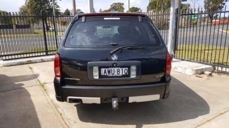 2006 Holden Adventra