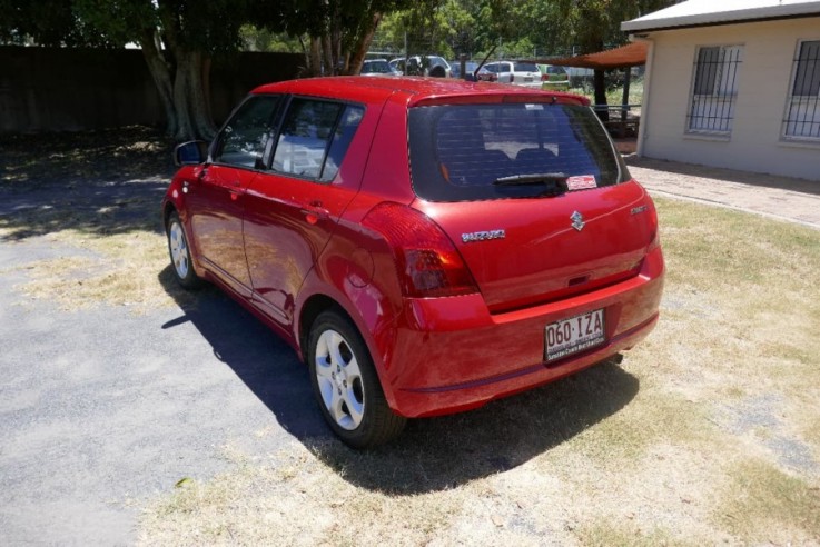 2005 Suzuki Swift RS Hatchback Hatchback