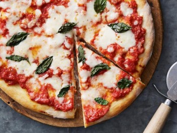  Local Pizza Plus- Get 15% off,Code OZ05