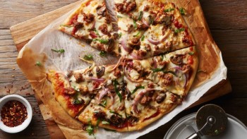  Local Pizza Plus- Get 15% off,Code OZ05