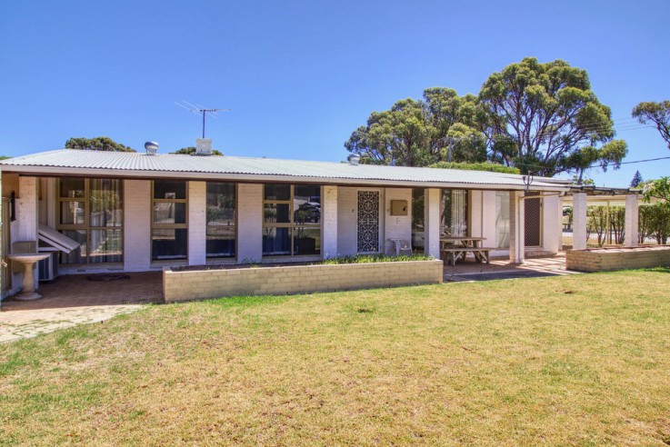 28 Salcombe Way, WARNBRO