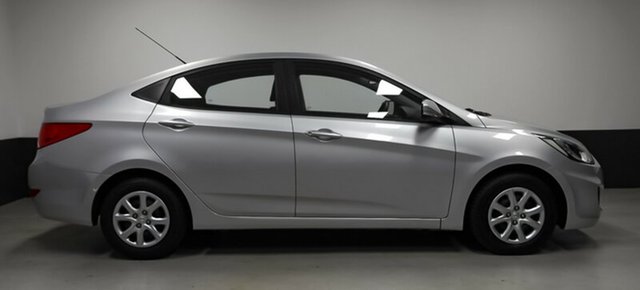 2013 Hyundai Accent Active Sedan