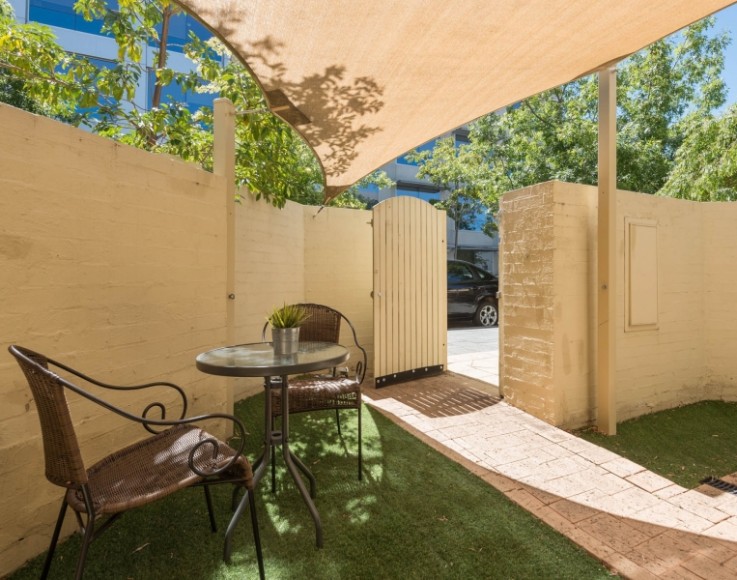 1/6 EMERALD TERRACE WEST PERTH