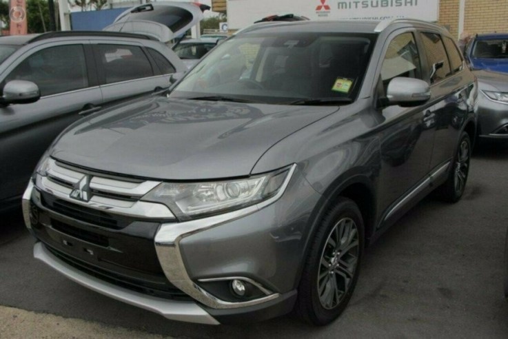 2016 Mitsubishi Outlander LS Safety Pack