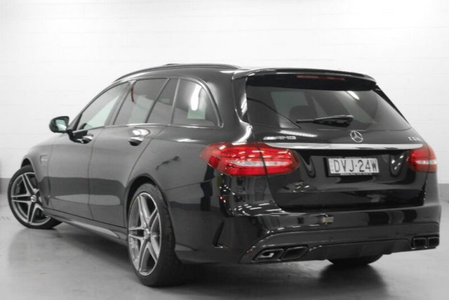 2016 Mercedes-Benz C63 AMG Estate SPEEDS