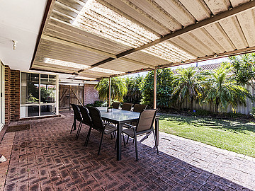 72 Gnangara Drive, WAIKIKI