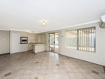 8 Orania Mews, WARNBRO