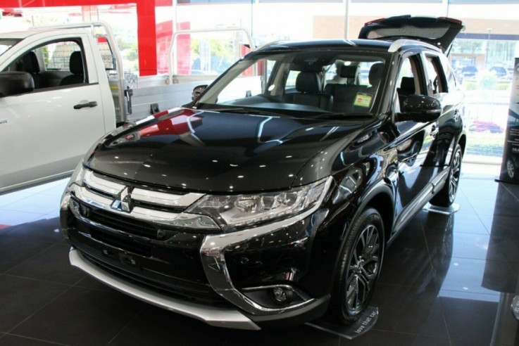 2017 Mitsubishi Outlander Exceed AWD Die