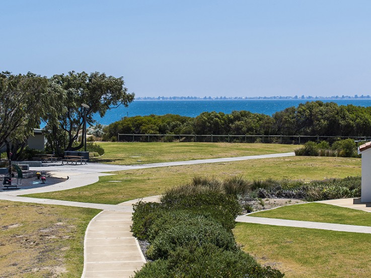 OCEAN VIEWS FOREVER IN KENNEDY BAY!