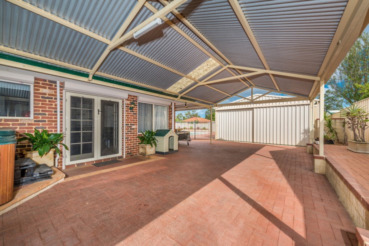 11 Scholar Close, MARANGAROO