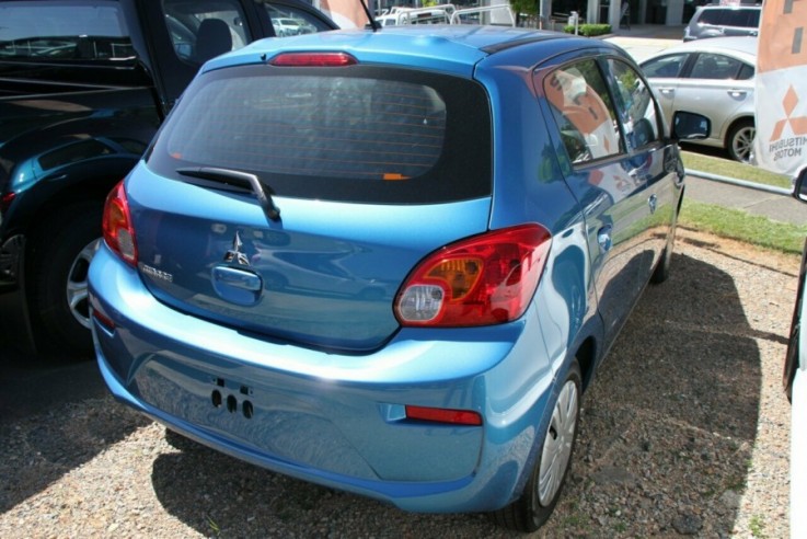 2017 Mitsubishi Mirage ES