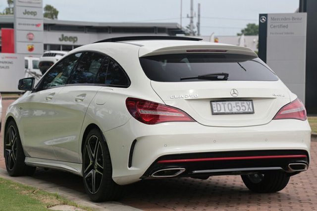 2017 Mercedes-Benz CLA250 Sport Shooting