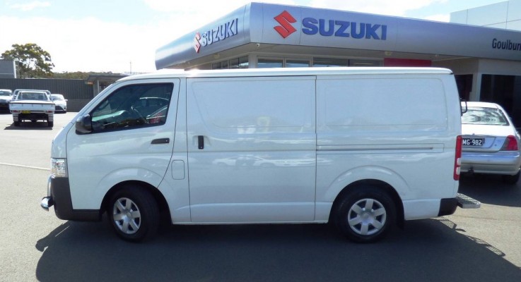 Toyota Hiace LWB KDH201R MY14