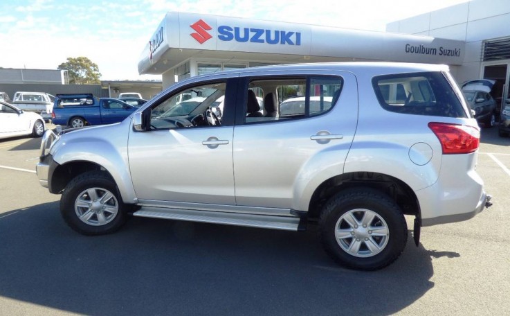 Isuzu MU-X LS-M 4X4 UC