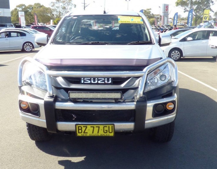 Isuzu MU-X LS-M 4X4 UC