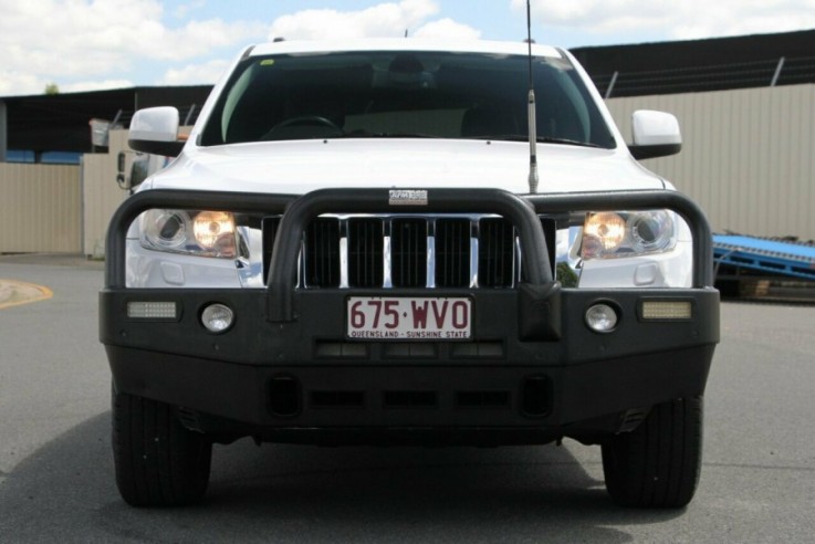 MY13 Jeep Grand Cherokee Limited Wagon F