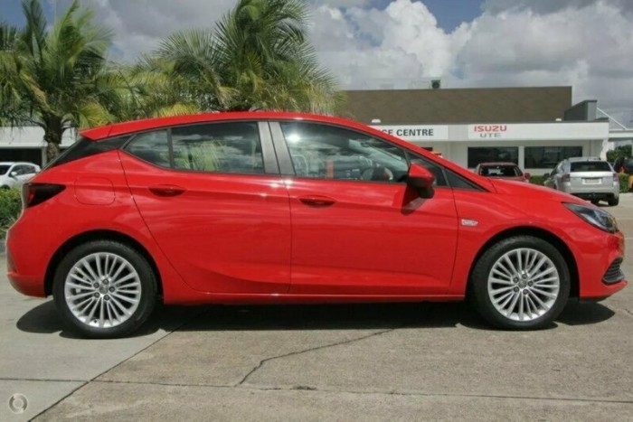 Holden Astra BK MY17 R Hatchback 