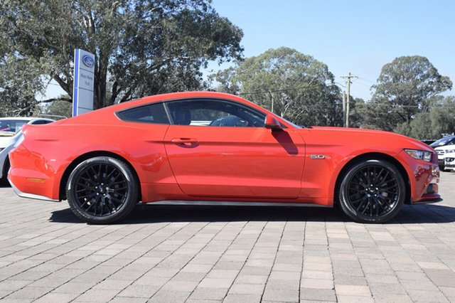 2017 Ford Mustang GT Fastback Fastback