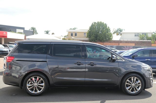 2017 Kia Carnival Platinum Wagon