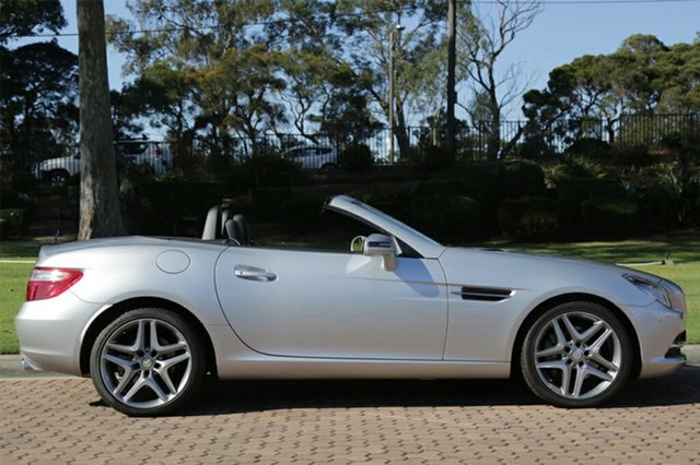 2015 Mercedes-Benz SLK200 9G-TRONIC Road