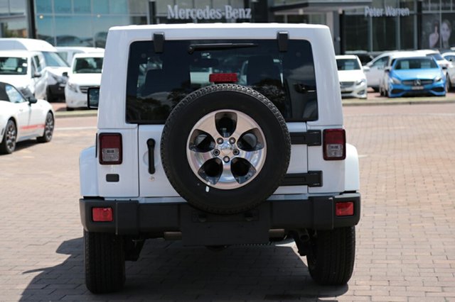 2017 Jeep Wrangler Overland SUV