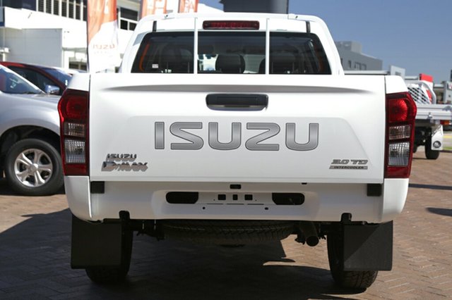 2017 Isuzu D-MAX SX Crew Cab Utility