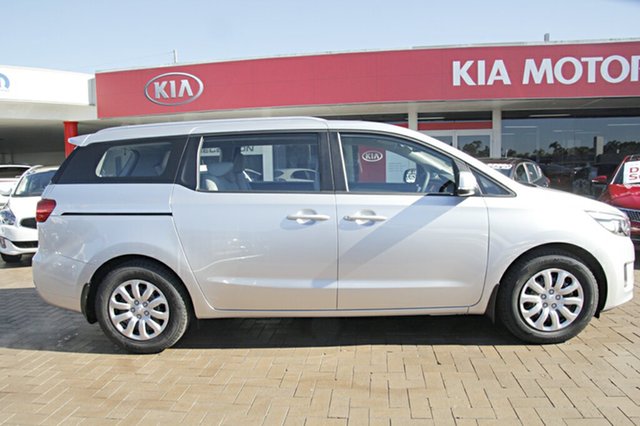 2018 Kia Carnival S Wagon