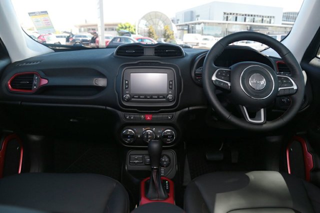 2017 Jeep Renegade Trailhawk AWD SUV