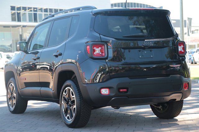 2017 Jeep Renegade Trailhawk AWD SUV