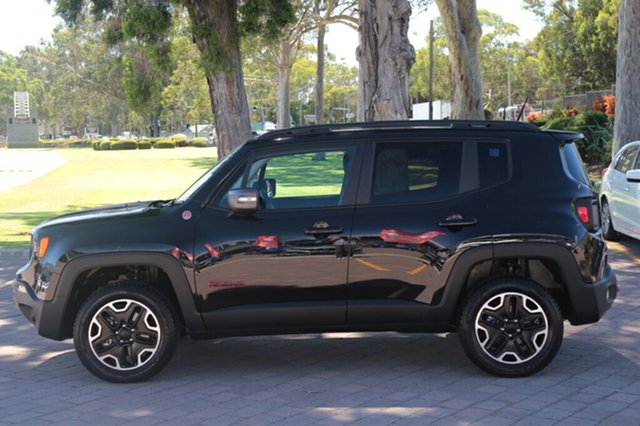 2017 Jeep Renegade Trailhawk AWD SUV