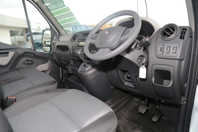 2017 Renault Master Low Roof SWB AMT Van