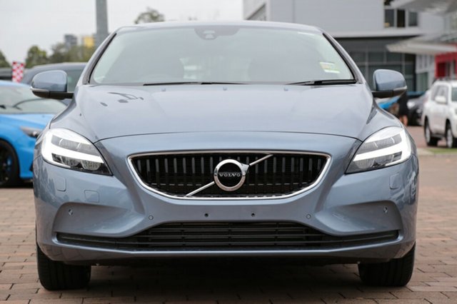 2018 Volvo V40 T3 Adap Geartronic Moment