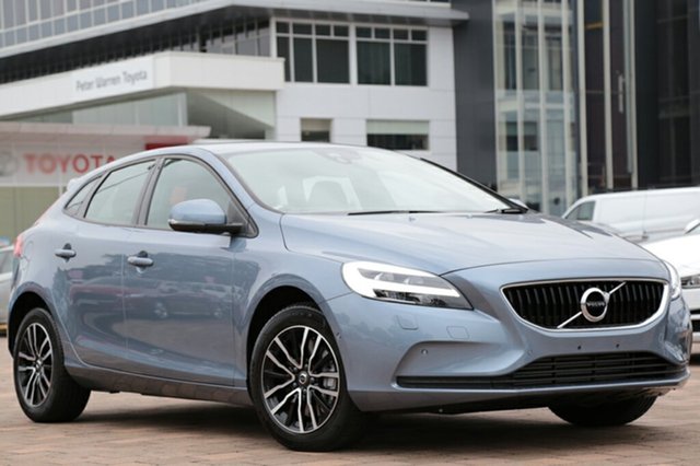 2018 Volvo V40 T3 Adap Geartronic Moment