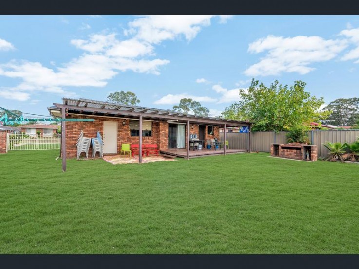 12 Penfold Place Edensor Park NSW 2176