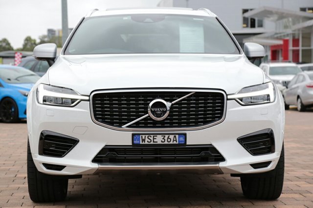 2017 Volvo XC60 T8 R-Design SUV