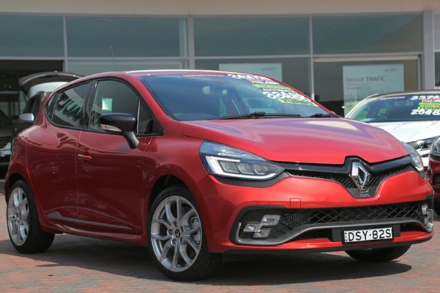 2017 Renault Clio R.S. 200 EDC Sport Hat