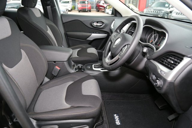 2017 Jeep Cherokee Sport SUV